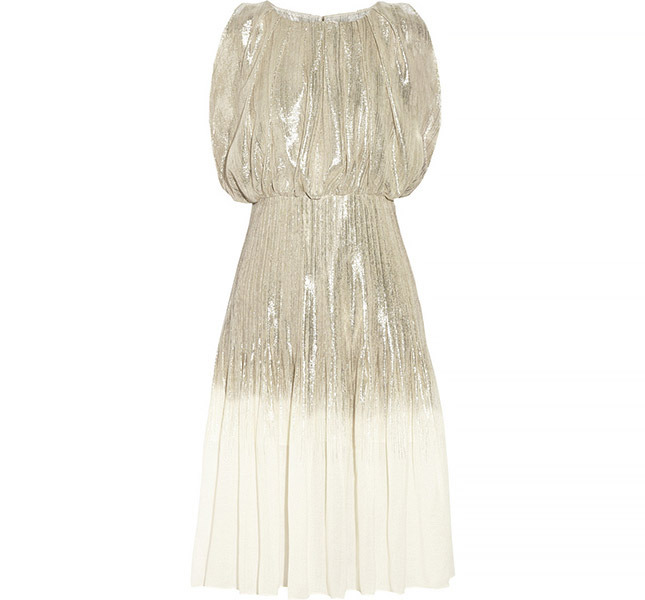  :    Oscar de la Renta