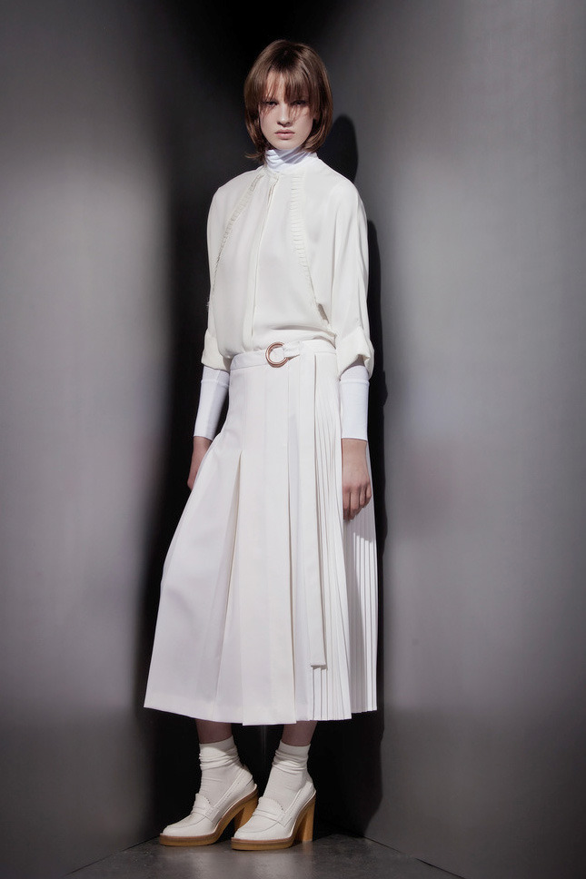 Veronique Branquinho pre-fall 2015