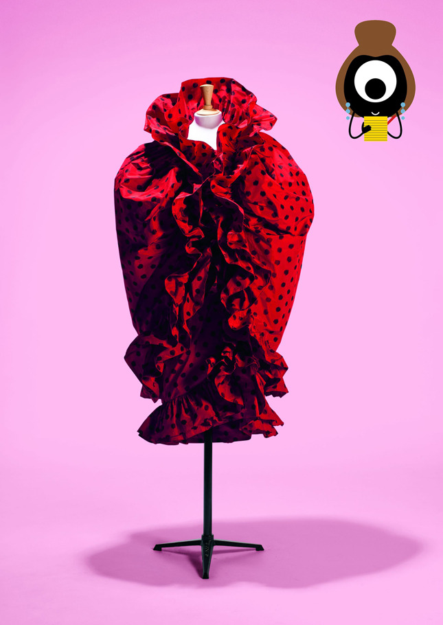 Suzy Menkes: Fashion Mix  The Immigration Game