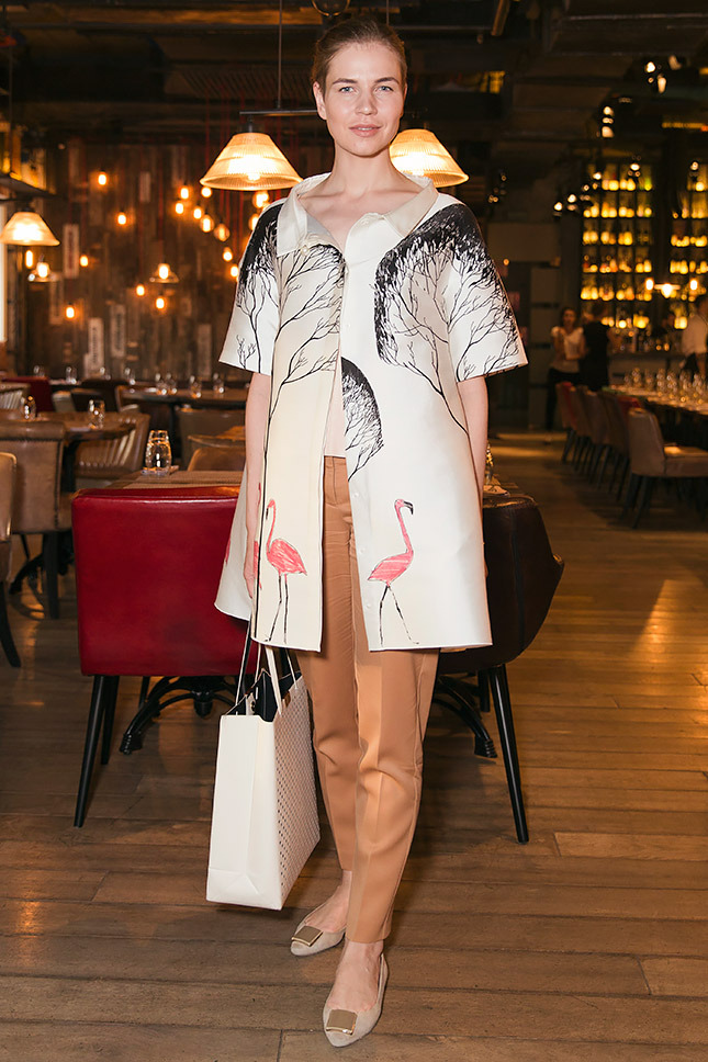     Vika Gazinskaya   Artwin Gallery   