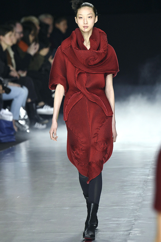 Issey Miyake - 2016