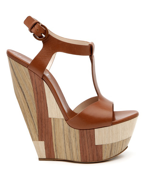  VOGUE:  Casadei Patchwood