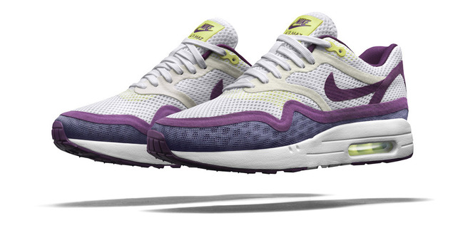  :  Nike Air Max Breeze